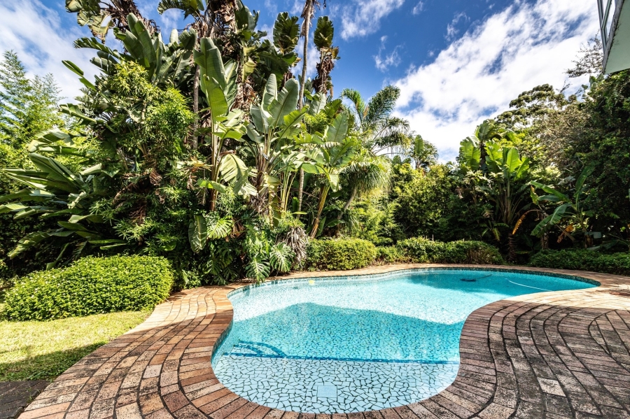 6 Bedroom Property for Sale in Abbotsford Eastern Cape
